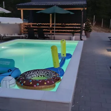 Panorama Pool Hills * Ledinci